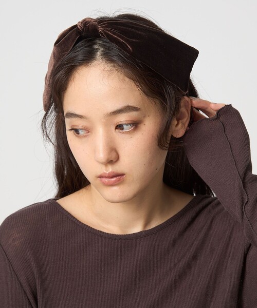 green label relaxing（グリーンレーベルリラクシング）の「リボン カチューシャ（カチューシャ・レディース・ブラウン系/ブラック・FREE）」の11枚目の写真