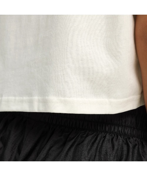 PUMA(プーマ)の「PUMA PUMA x ROSE RELAXED TEE(プーマ プーマ x ロゼ リラックスド Tシャツ)(Tシャツ/カットソー・レディース・ブラック系/ホワイト系・SMALL/MEDIUM/LARGE)」の7枚目の写真