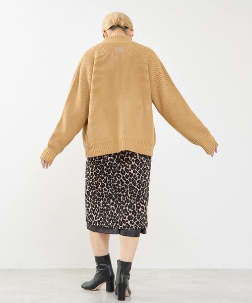 SOFFITTO(ソフィット)の「バルキージップ付ニット(カーディガン/ボレロ・レディース・ブラック/ベージュ・FREE)」の11枚目の写真