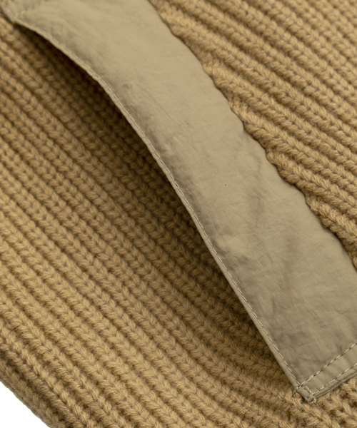 SOFFITTO(ソフィット)の「バルキージップ付ニット(カーディガン/ボレロ・レディース・ブラック/ベージュ・FREE)」の19枚目の写真