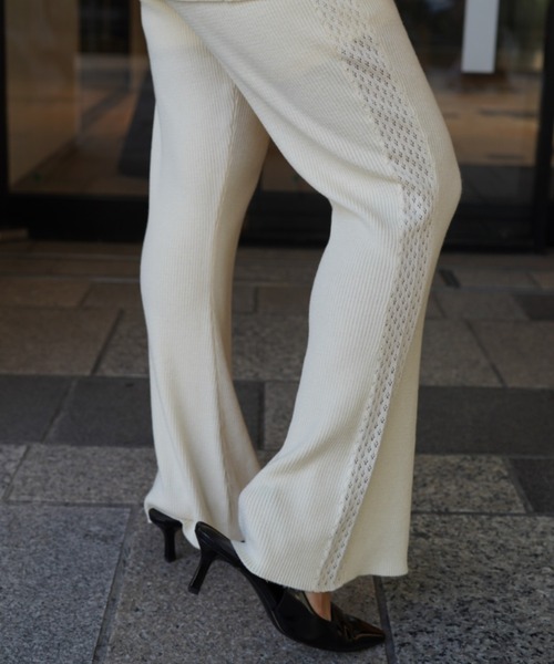 MAISON ELLIE(メゾンエリー)の「line crochet knit flare pants(その他パンツ・レディース・ミント/ブラック/アイボリー・FREE)」の1枚目の写真
