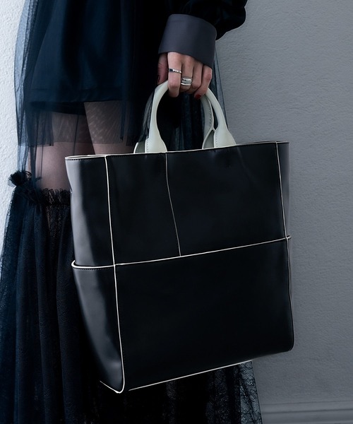 HARE（ハレ）の「パネルショルダーバッグ(HARE)（ショルダーバッグ・レディース・ブラック/オフホワイト・FREE）」の9枚目の写真