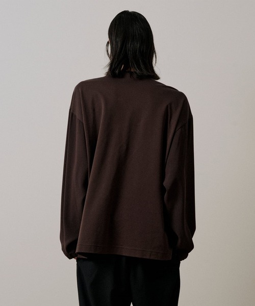 UJOH(ウジョー)の「【UJOH HOMME/ウジョー】Pocket Long Sleeve Pullover/ポケット長袖プルオーバー/アセテートバックサテンジョーゼット(Tシャツ/カットソー・メンズ・ブラック/ブラウン・4/5)」の5枚目の写真