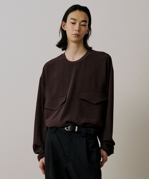 UJOH(ウジョー)の「【UJOH HOMME/ウジョー】Pocket Long Sleeve Pullover/ポケット長袖プルオーバー/アセテートバックサテンジョーゼット(Tシャツ/カットソー・メンズ・ブラック/ブラウン・4/5)」の7枚目の写真