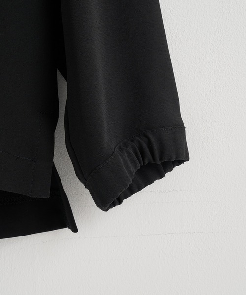 UJOH(ウジョー)の「【UJOH HOMME/ウジョー】Pocket Long Sleeve Pullover/ポケット長袖プルオーバー/アセテートバックサテンジョーゼット(Tシャツ/カットソー・メンズ・ブラック/ブラウン・4/5)」の8枚目の写真