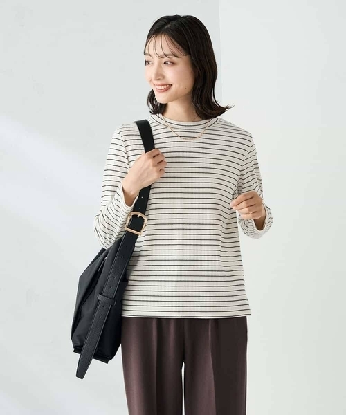 a.v.v（アーヴェヴェ）の「プチハイネックテレコカットソー（Tシャツ/カットソー・レディース・マスタード/アイボリー/ホワイト/ブラック・42/40/36/38）」の10枚目の写真