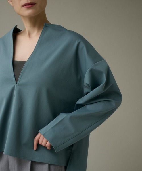I.T.'S international(イッツインターナショナル)の「すべすべコットンポンチ キーネックオーバーカットソー(Tシャツ/カットソー・レディース・ダークブラウン/ブルーグレー/オフホワイト・フリー)」の15枚目の写真
