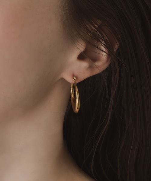 muku(ムク)の「PIERCE/GLOSS HOOP(ピアス(両耳用)・レディース・シルバー/ゴールド・FREE)」の20枚目の写真