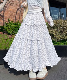 花柄×ティアードロングスカート