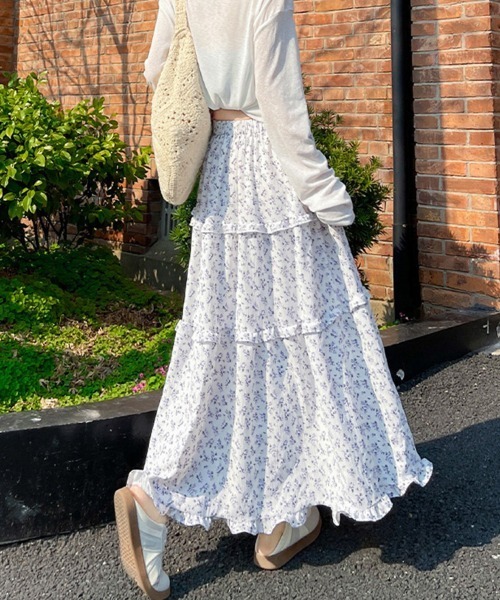 ReRe(リリ)の「花柄×ティアードロングスカート(スカート・レディース・ネイビー/ホワイト・FREE)」の9枚目の写真