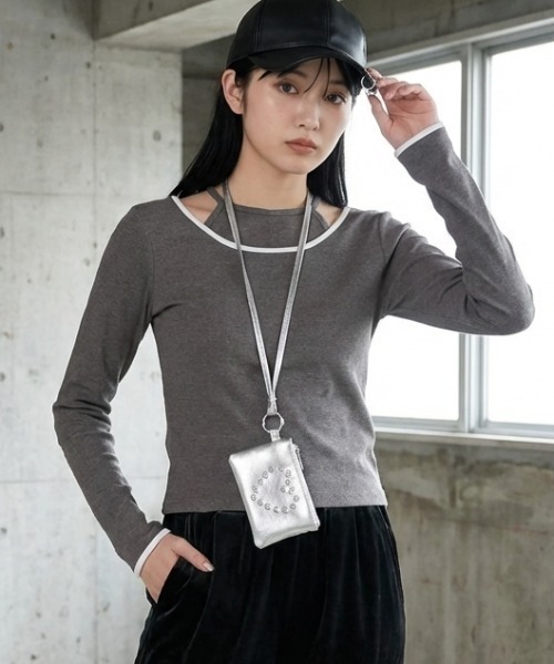 DIP IN CHOCOLATE(ディップインチョコレート)の「カットリブレイヤード風カットソー【DIP IN CHOCOLATE】(Tシャツ/カットソー・レディース・クリーム/チャコールグレー/ブラック/ブラウン・F)」の3枚目の写真