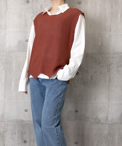 Miniministore(ミニミニストア)の「ニットベスト ゆったり 重ね着 春秋冬服(ベスト・レディース・レンガ/ブラウン/ベージュ/ブラック・FREE)」の11枚目の写真