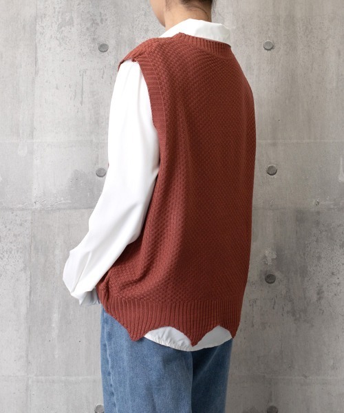 Miniministore(ミニミニストア)の「ニットベスト ゆったり 重ね着 春秋冬服(ベスト・レディース・レンガ/ブラウン/ベージュ/ブラック・FREE)」の10枚目の写真
