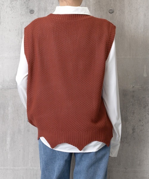 Miniministore(ミニミニストア)の「ニットベスト ゆったり 重ね着 春秋冬服(ベスト・レディース・レンガ/ブラウン/ベージュ/ブラック・FREE)」の9枚目の写真