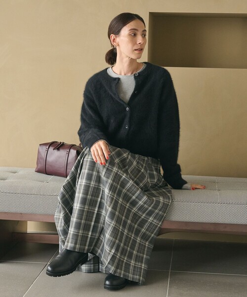 BEAUTY&YOUTH UNITED ARROWS（ビューティーアンドユースユナイテッドアローズ）の「フォックスカシミヤブレンド クルーネックカーディガン（カーディガン/ボレロ・レディース・ライム/ライトグレー/ダークブラウン/ブラック・FREE）」の13枚目の写真