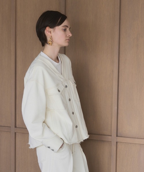 Muel Chic(ミュエルシック)の「Mintty jacket ミンティージャケット(ノーカラージャケット・レディース・ブラック/ホワイト/ネイビー・FREE)」の8枚目の写真