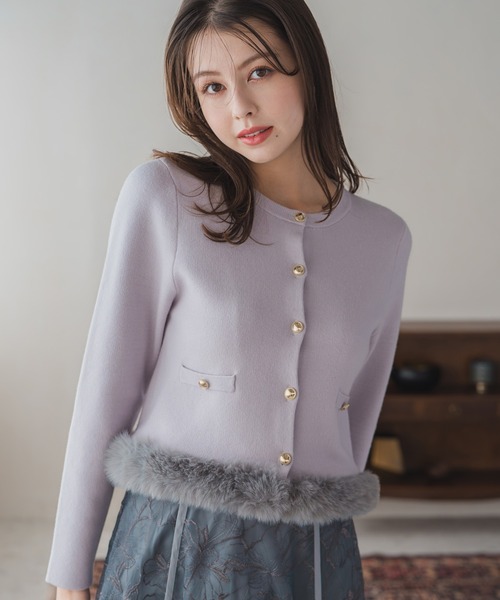 MISCH MASCH（ミッシュマッシュ）の「裾ファーニットカーディガン（カーディガン/ボレロ・レディース・グレー/ホワイト/ベージュ・ﾌﾘ-）」の2枚目の写真
