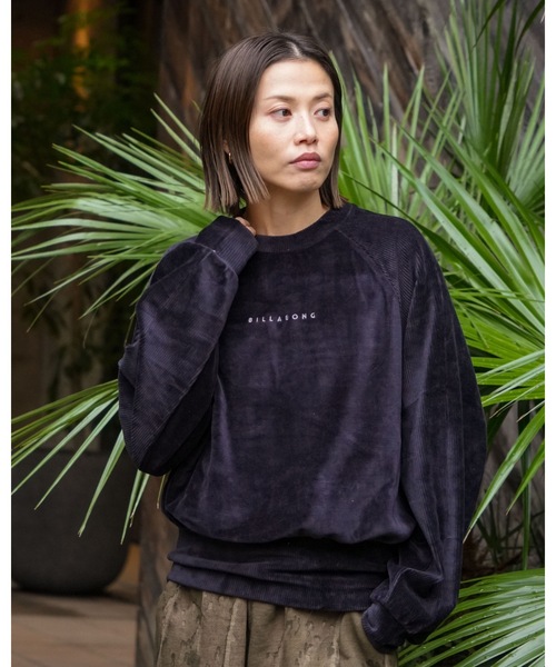 BILLABONG(ビラボン)の「BILLABONG レディース KNIT VELOURS × RIB セーター 【2025年秋冬モデル】 @autumn /ビラボンセットアップ対応ロゴワンポイントクロップド丈プルオーバークルーネックトップス(その他トップス・レディース・ブラック/アイボリー・MEDIUM/LARGE)」の12枚目の写真