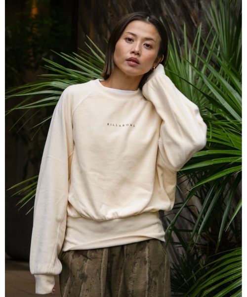 BILLABONG(ビラボン)の「BILLABONG レディース KNIT VELOURS × RIB セーター 【2025年秋冬モデル】 @autumn /ビラボンセットアップ対応ロゴワンポイントクロップド丈プルオーバークルーネックトップス(その他トップス・レディース・ブラック/アイボリー・MEDIUM/LARGE)」の21枚目の写真