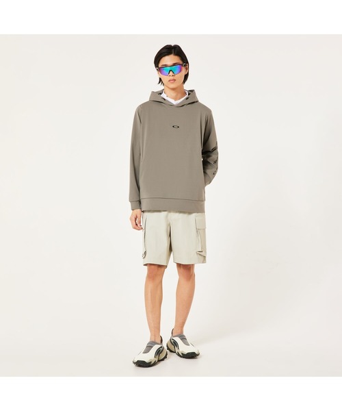 OAKLEY(オークリー)の「オークリー O-SYNC PACK PULLOVER HOODIE/フーディー・プルオーバー/ゴルフ/カジュアル/吸汗速乾/ストレッチ/軽量/MENS/メンズ/OAKLEY(パーカー・メンズ・ブラック/オリーブ・M/L/S/XL)」の15枚目の写真