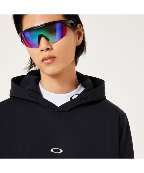 OAKLEY(オークリー)の「オークリー O-SYNC PACK PULLOVER HOODIE/フーディー・プルオーバー/ゴルフ/カジュアル/吸汗速乾/ストレッチ/軽量/MENS/メンズ/OAKLEY(パーカー・メンズ・ブラック/オリーブ・M/L/S/XL)」の10枚目の写真