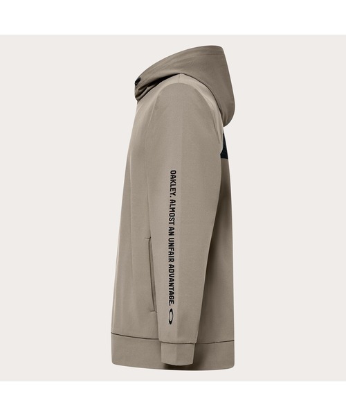 OAKLEY(オークリー)の「オークリー O-SYNC PACK PULLOVER HOODIE/フーディー・プルオーバー/ゴルフ/カジュアル/吸汗速乾/ストレッチ/軽量/MENS/メンズ/OAKLEY(パーカー・メンズ・ブラック/オリーブ・M/L/S/XL)」の11枚目の写真