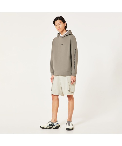 OAKLEY(オークリー)の「オークリー O-SYNC PACK PULLOVER HOODIE/フーディー・プルオーバー/ゴルフ/カジュアル/吸汗速乾/ストレッチ/軽量/MENS/メンズ/OAKLEY(パーカー・メンズ・ブラック/オリーブ・M/L/S/XL)」の18枚目の写真
