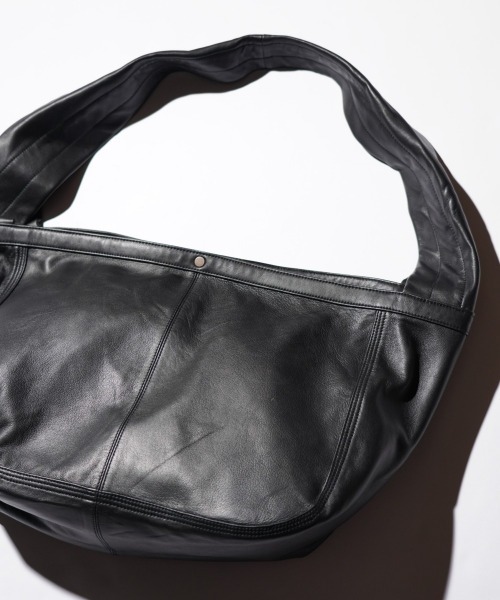 bukht / ブフト LEATHER NEWS PAPER BAG MEDIUM レザー ニュース