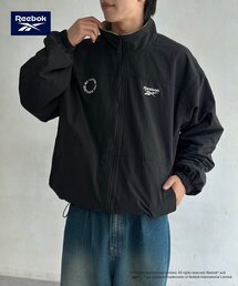 リバーシブルブルゾン