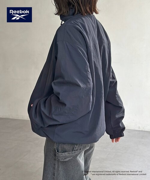 Reebok（リーボック）の「【Reebok】リバーシブルブルゾン（ブルゾン・レディース・ブラック/ベージュ/ネイビー・MEDIUM/LARGE）」の5枚目の写真