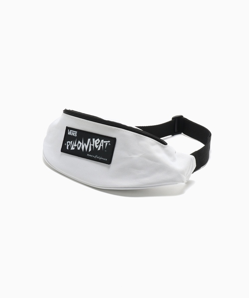 JOURNAL STANDARD（ジャーナルスタンダード）の「PILLOW HEAT / ピローヒート patch fanny-pack（ボディバッグ/ウエストポーチ・メンズ・ホワイト/ブラック/カーキ/ピンク/イエロー/ボルドー/アーミー/ブルー系その他・FREE）」の2枚目の写真