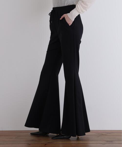 LE PHIL(ルフィル)の「◆ハイストレッチ裏起毛フレアパンツ(その他パンツ・レディース・ブラック・0/1)」の12枚目の写真