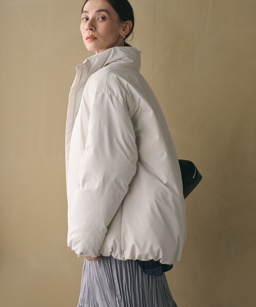 BEAUTY&YOUTH UNITED ARROWS（ビューティーアンドユースユナイテッドアローズ）の「【WEB限定 Wardrobe DAILY MINIMAL】スタンドカラー コクーンダウンジャケット ウォッシャブル（ダウンジャケット/コート・レディース・ダークグレー/ブラック/オフホワイト・FREE）」の5枚目の写真