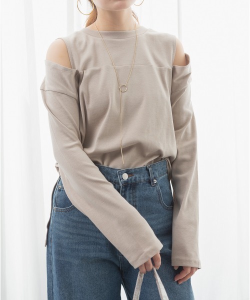 RCD(アールシーディー)の「オープンショルダーロングスリーブTシャツ(Tシャツ/カットソー・レディース・チャコールグレー/ブラック/カーキ/グレイッシュベージュ/杢グレー/オフホワイト・M-L/4L~5L/LL~3L)」の5枚目の写真