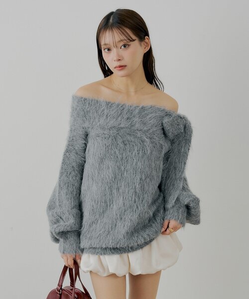 Chico（チコ）の「肩リボンショルダースリットオフショルシャギーニット（ニット/セーター・レディース・ブラウン/ピンク/チャコールグレー/アイボリー・FREE）」の9枚目の写真