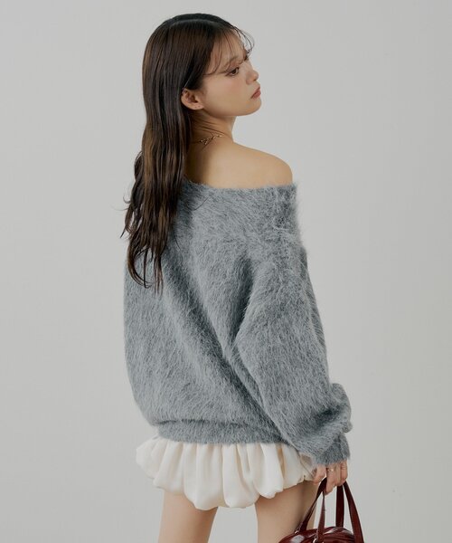 Chico（チコ）の「肩リボンショルダースリットオフショルシャギーニット（ニット/セーター・レディース・ブラウン/ピンク/チャコールグレー/アイボリー・FREE）」の11枚目の写真
