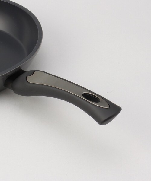 212 KITCHEN STORE（トゥワントゥキッチンストア）の「プラズマプロ フライパン20cm ＜KEVNHAUN ケヴンハウン＞（鍋/フライパン・レディース・その他・00）」の3枚目の写真