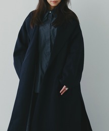 AJUGA.（アジュガ）の「スムースポンチロングコート（チェスターコート）」