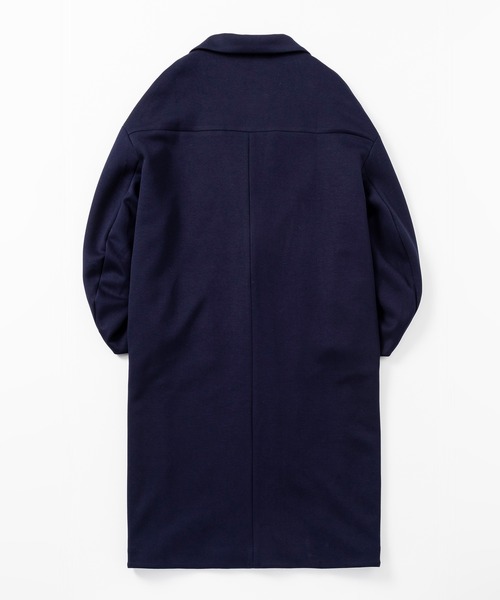 AJUGA.（アジュガ）の「スムースポンチロングコート（チェスターコート・レディース・ブラック/ネイビー・FREE）」の4枚目の写真