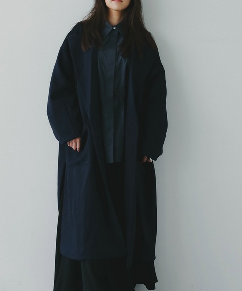 AJUGA.（アジュガ）の「スムースポンチロングコート（チェスターコート・レディース・ブラック/ネイビー・FREE）」の20枚目の写真