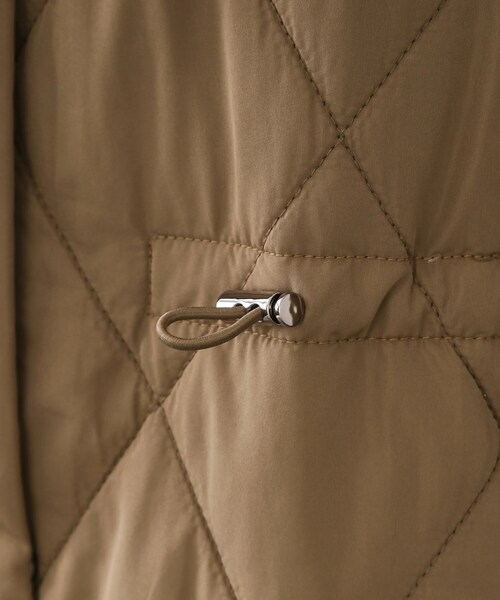 OPAQUE.CLIP（オペークドットクリップ）の「撥水キルティングロングコート【洗える】（その他アウター・レディース・ブラック/ブラウン系・38/40/42）」の11枚目の写真