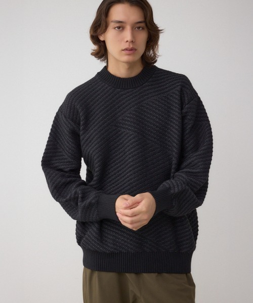 AZUL by moussy(アズールバイマウジー)の「ジグトーンジャガードニット(ニット/セーター・メンズ・グレー/ブラック/グリーン/レッド・SMALL/MEDIUM/LARGE)」の2枚目の写真