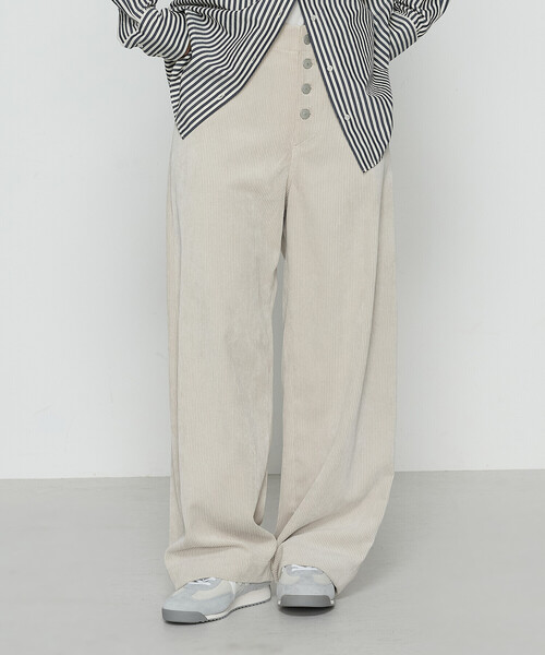 COMME CA Wardrobe（コムサワードローブ）の「コーデュロイ パンツ（その他パンツ・レディース・ベージュ/ブラック・9号/11号）」の15枚目の写真