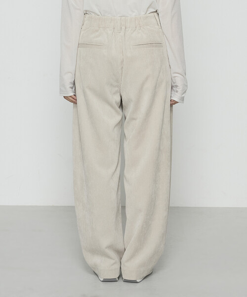 COMME CA Wardrobe（コムサワードローブ）の「コーデュロイ パンツ（その他パンツ・レディース・ベージュ/ブラック・9号/11号）」の19枚目の写真