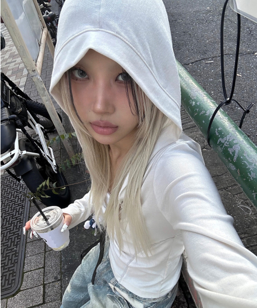 FLAREUP(フレアアップ)の「Button Up Lace Hoodie (FL-148_Cream Beige)(パーカー・レディース・アイボリー・OS)」の3枚目の写真