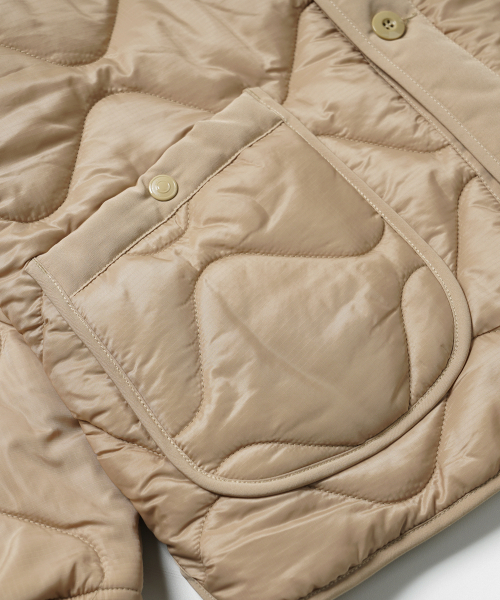 FRIZMWORKS(フリズムワークス)の「M1965 FIELD LINER JACKET 005 _ TAN(ダウンジャケット/コート・メンズ・その他・SMALL/MEDIUM/LARGE/X-LARGE)」の6枚目の写真