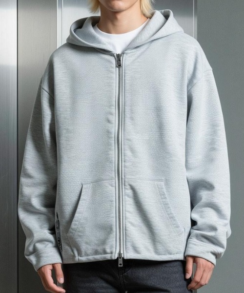ARULE(アルール)の「A'GEM/9 × .kom 『ARULE/アルール』Metal Accent Zip Hoodie/メタルアクセントジップフーディー(パーカー・メンズ・ブラック/グレー・XL/L)」の6枚目の写真
