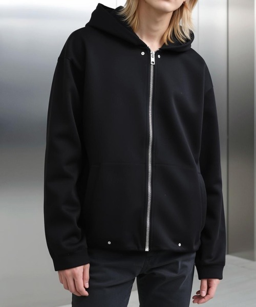 ARULE(アルール)の「A'GEM/9 × .kom 『ARULE/アルール』Metal Accent Zip Hoodie/メタルアクセントジップフーディー(パーカー・メンズ・ブラック/グレー・XL/L)」の5枚目の写真