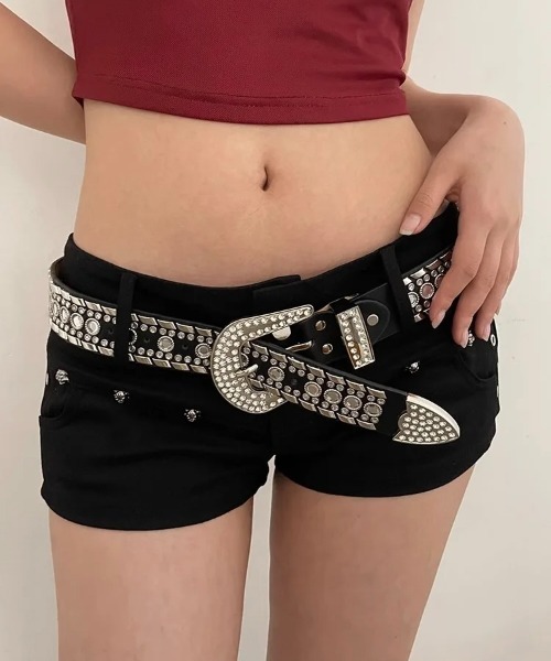 希少新品⭐ワイプロジェクト 本革 LOVE ラインストーン✫ベルト 黑 入手困難 希少新品⭐ワイプロジェクト 本革 LOVE ラインストーン✫ベルト 黑