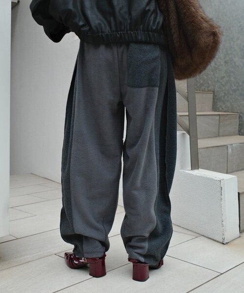 etsinta（エシンタ）の「【etsinta/エシンタ】リメイクフリースカーブパンツ（その他パンツ・レディース・ブラウン/チャコールグレー/アイボリー・ONE SIZE）」の7枚目の写真